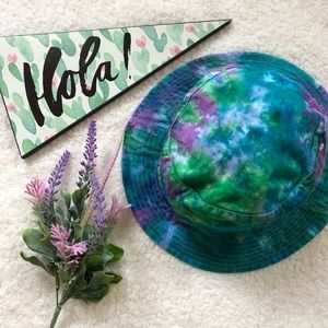 Big Tie Dye Fun Bucket Hat